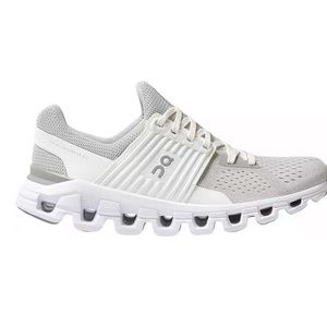 On Women’s Cloudswift 2 Running Shoes